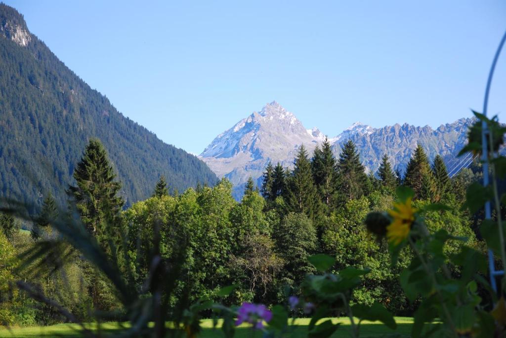 Alpenpension Maderer Gaschurn Exteriör bild