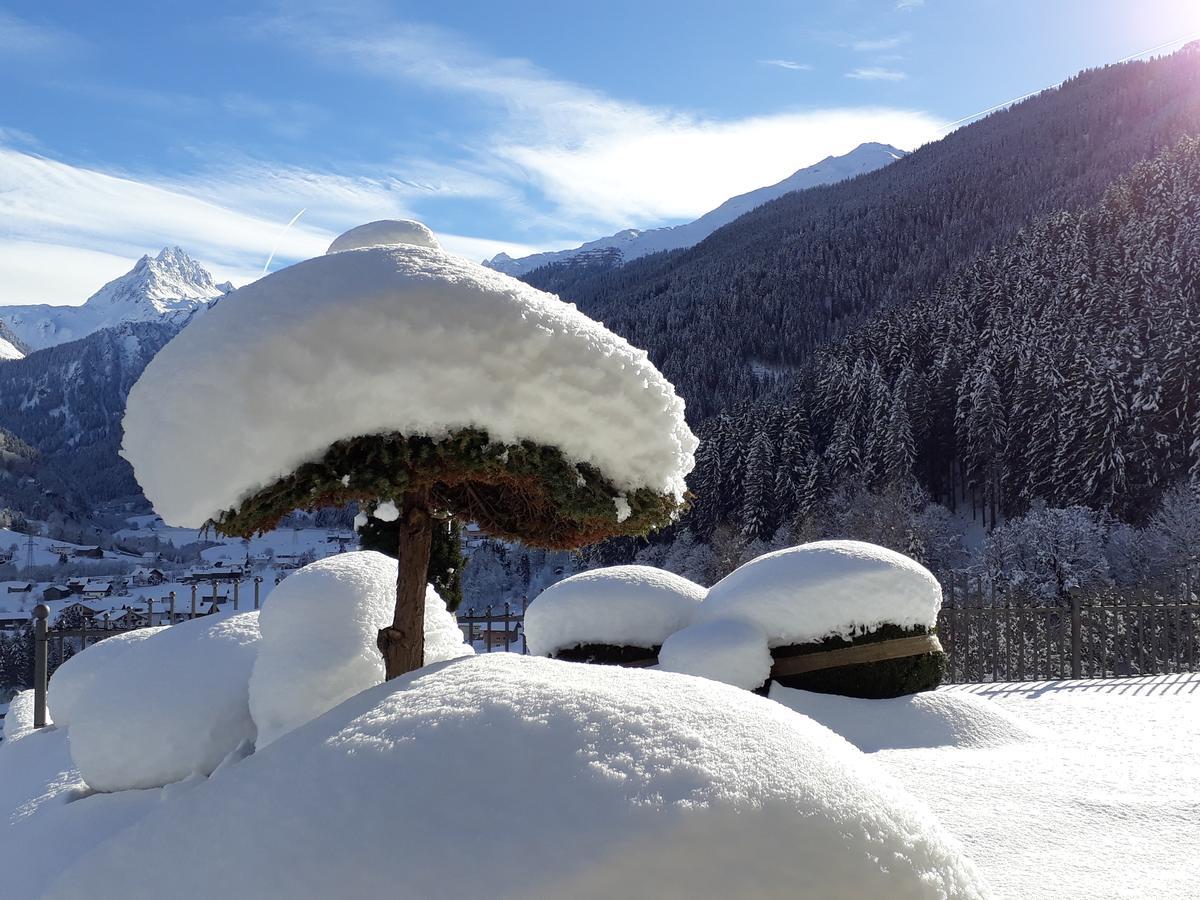 Alpenpension Maderer Gaschurn Exteriör bild