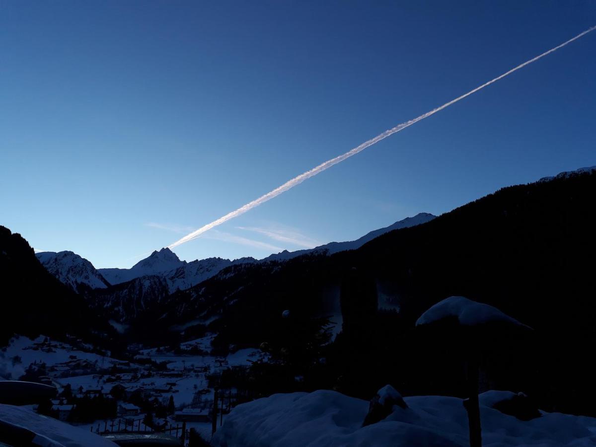 Alpenpension Maderer Gaschurn Exteriör bild